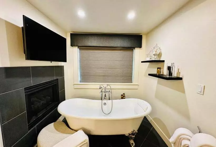 Deluxe Neljän Hengen Huone, Bespoke Inn Flagstaff