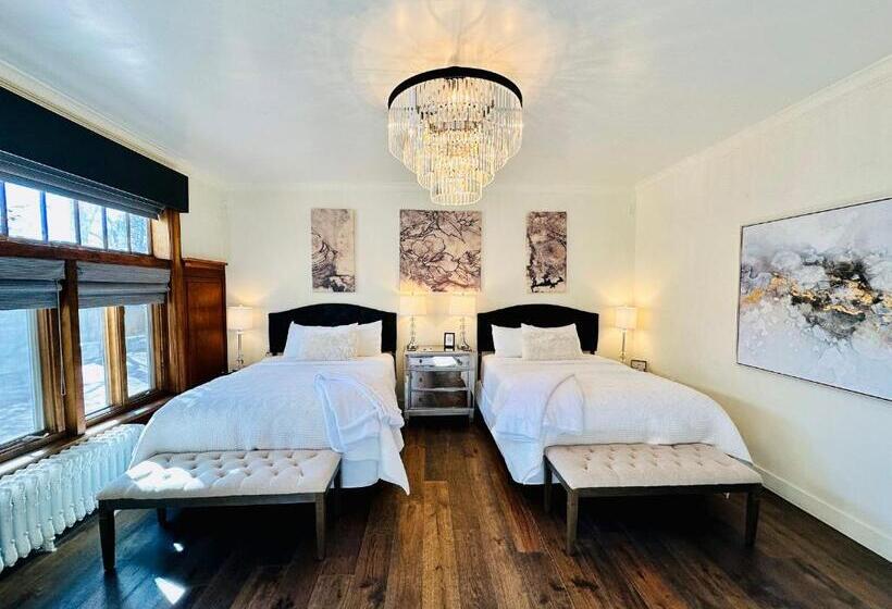 디럭스 4인 룸, Bespoke Inn Flagstaff