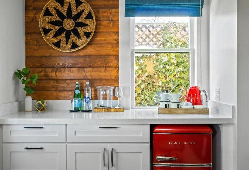 חדר דלוקס עם מיטת קינג, Bespoke Inn Flagstaff