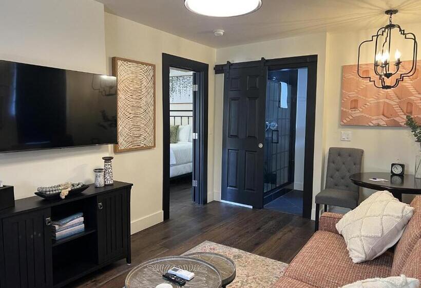 חדר דלוקס עם מיטת קינג, Bespoke Inn Flagstaff