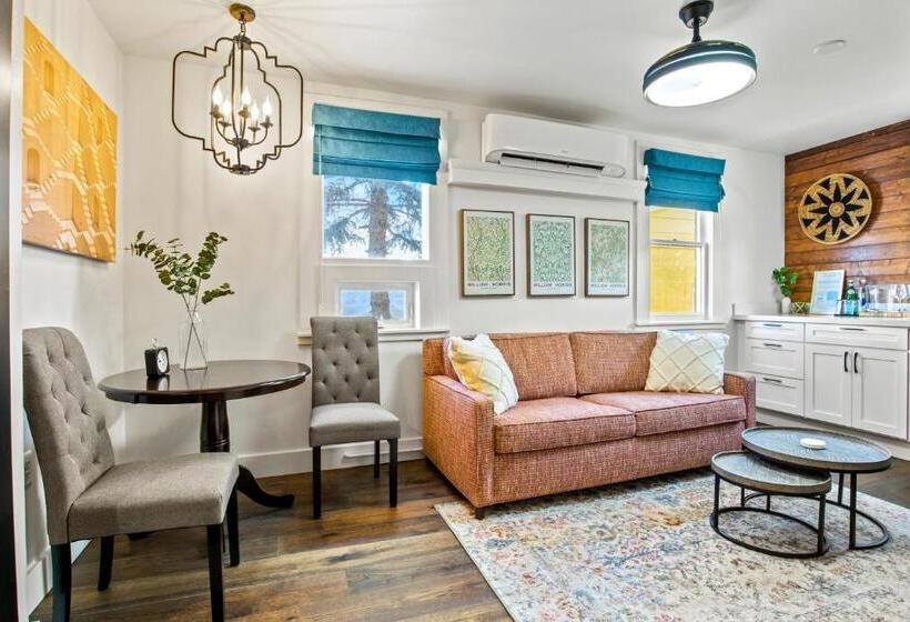 חדר דלוקס עם מיטת קינג, Bespoke Inn Flagstaff