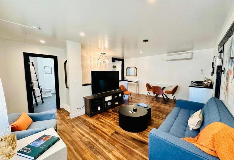 דירת שני חדרים, Bespoke Inn Flagstaff