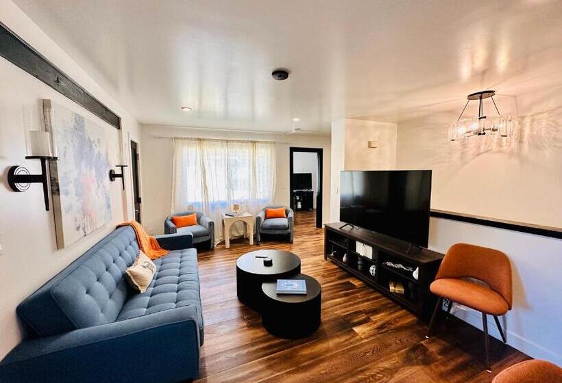 דירת שני חדרים, Bespoke Inn Flagstaff