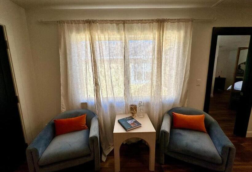 דירת שני חדרים, Bespoke Inn Flagstaff