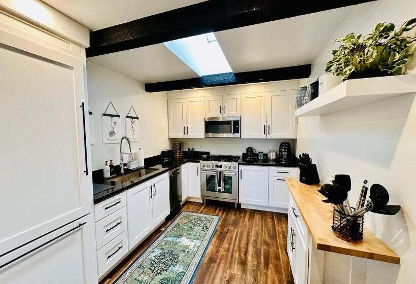 דירת שני חדרים, Bespoke Inn Flagstaff