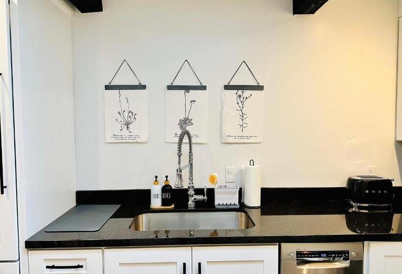 דירת שני חדרים, Bespoke Inn Flagstaff