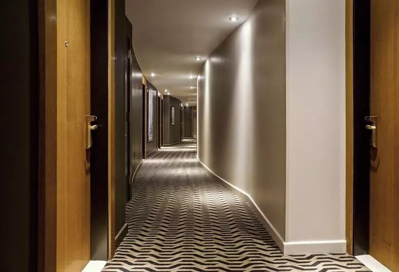 Superior-huone, Sofitel New York