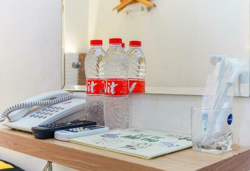 Standard Szoba, Diemdi