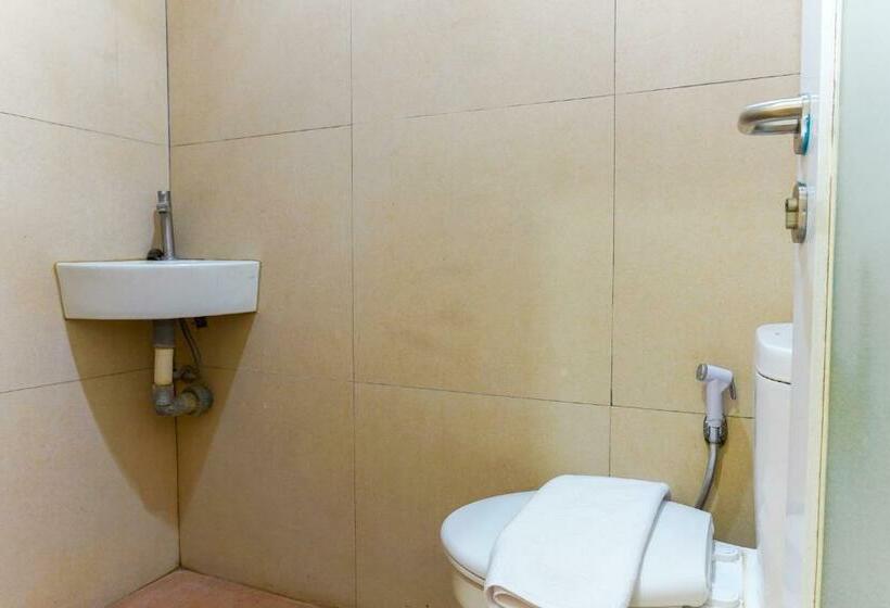 Deluxe Szoba, Diemdi