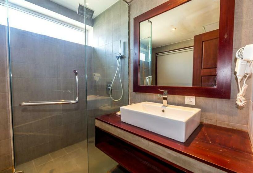 اتاق لوکس با بالکن, Coolland Residence & Spa