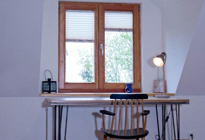 스탠다드 스튜디오, Kraftquelle Waldhäuser