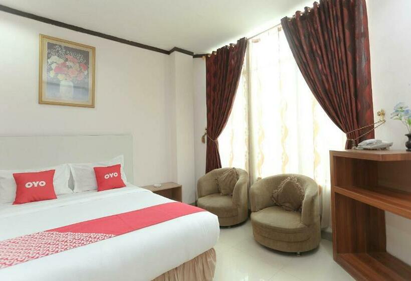 家庭套房, Oyo 2057 Kharisma