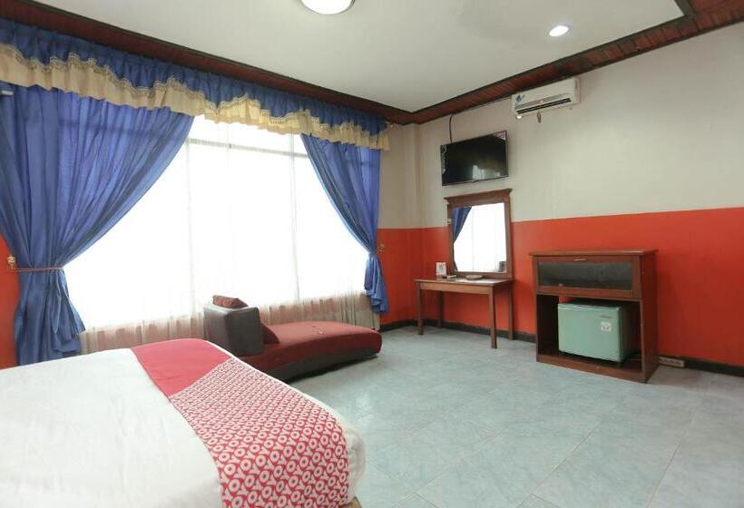 豪华套房, Oyo 2057 Kharisma