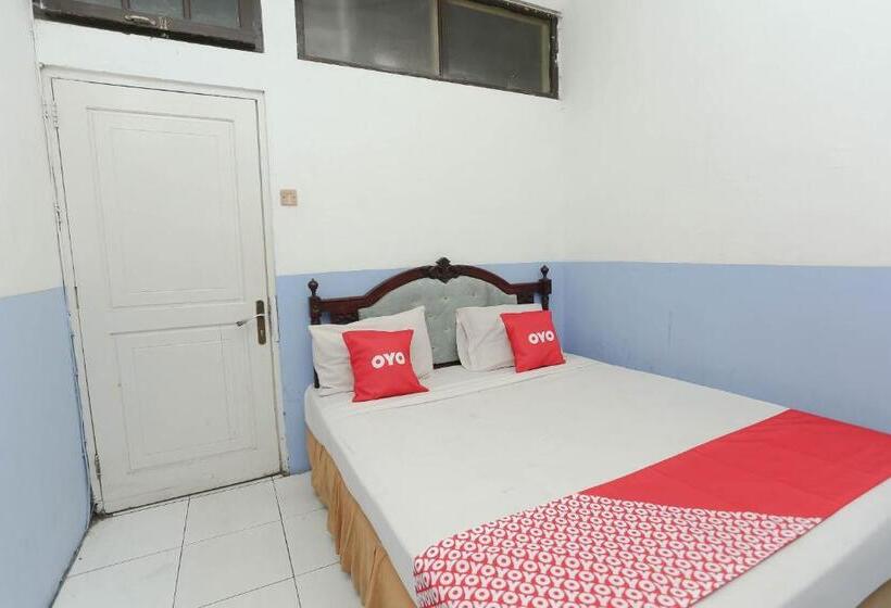 غرفة إقتصادية, Oyo 2057 Kharisma