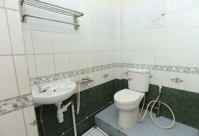 标准间, Oyo 2057 Kharisma