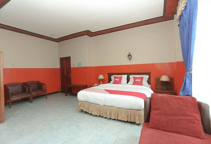 جناح ديلوكس, Oyo 2057 Kharisma