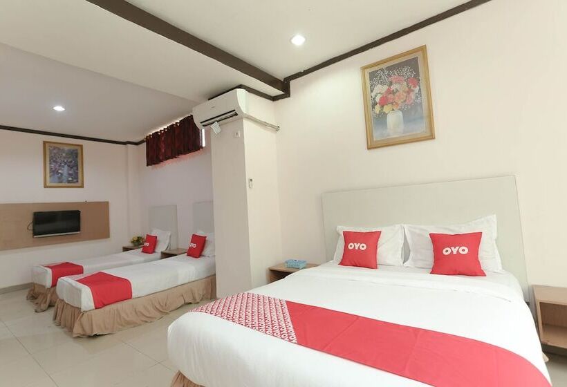 家庭套房, Oyo 2057 Kharisma