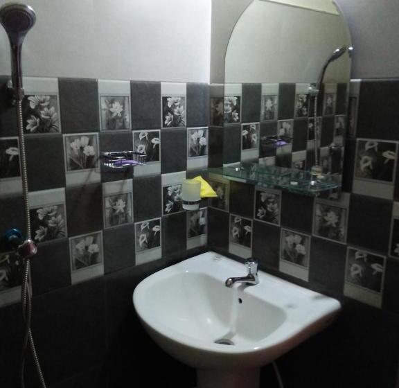 Quarto deluxe, Tissa Rainbow Guest & Yala