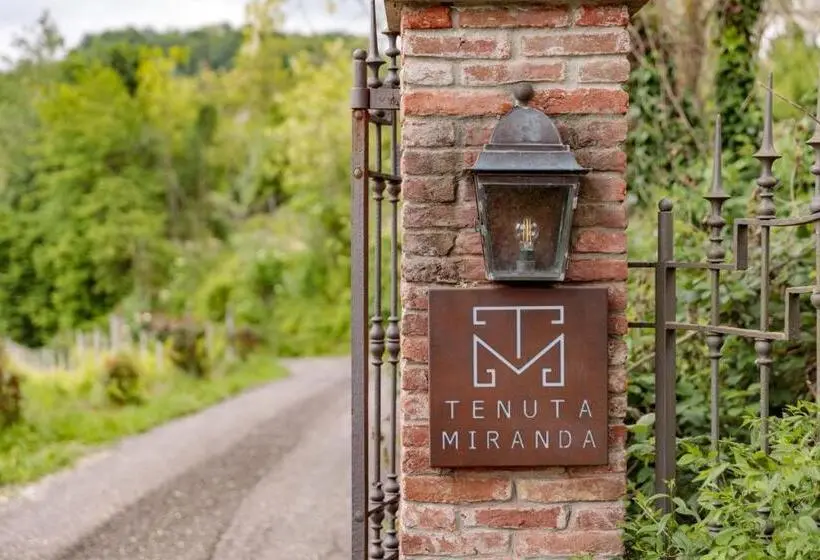 エコノミールーム, Tenuta Miranda