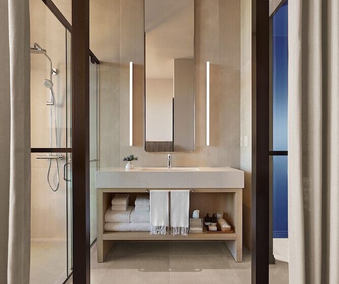 펜트하우스 룸, Asbury Ocean Club