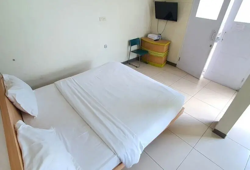 Standard-huone, Candi Panggung Family Guest House Syariah