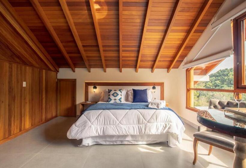 סוויטה עם ג'קוזי, Vinicola E Pousada Peculiare