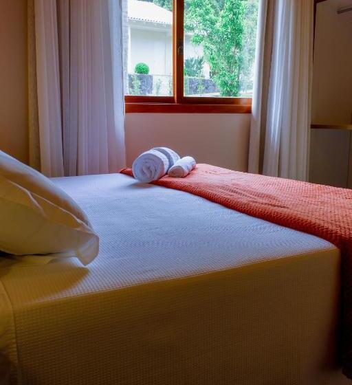 סוויטה, Vinicola E Pousada Peculiare