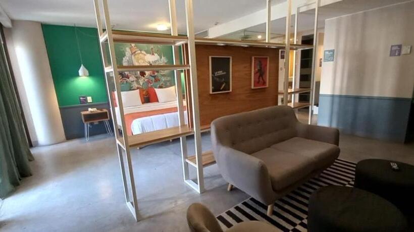 استودیوی سوپریور, Viajero Buenos Aires Hostel