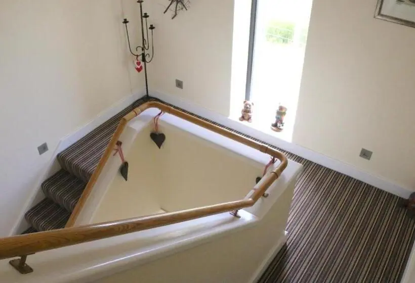 １ベッドルームハウス, Emy Lakehouse   Near Castle Leslie, Glaslough