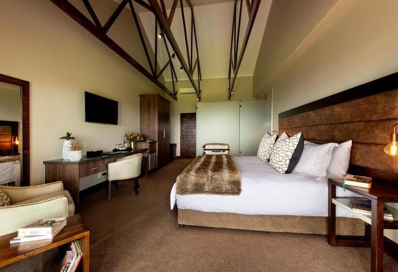 اتاق سوپریور با چشم‌انداز کوهستان, Intle Boutique