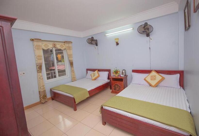 اتاق استاندارد چهارنفره با بالکن, Kiên Cường Hostel