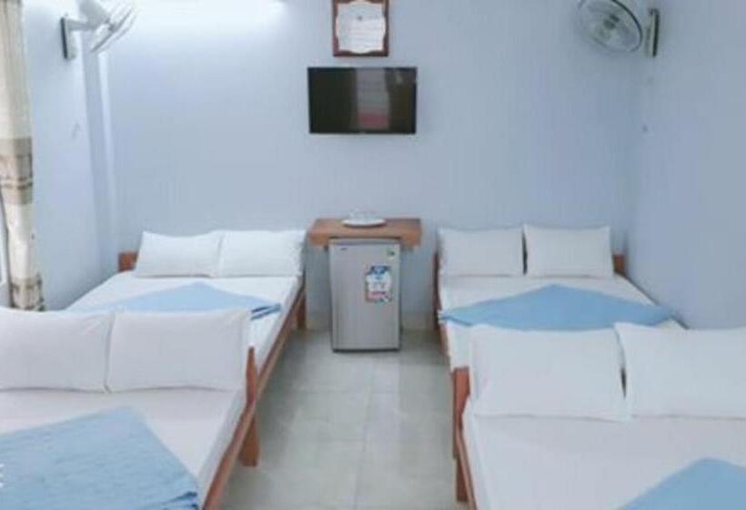 اتاق خانوادگی, Kiên Cường Hostel