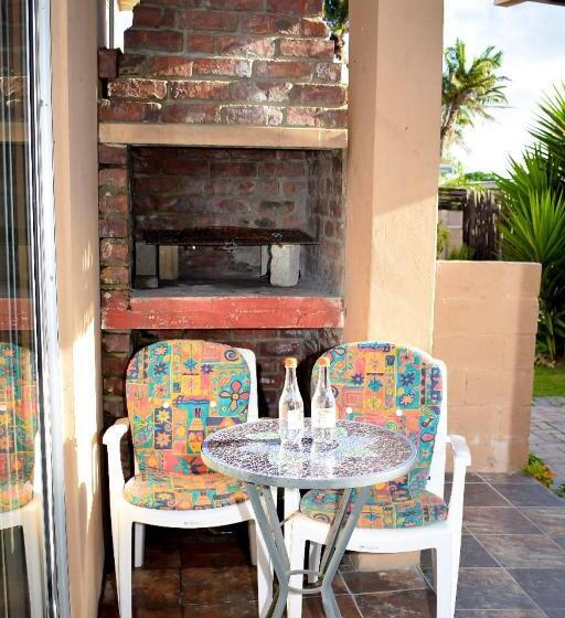 디럭스 룸, Zufike Self Catering