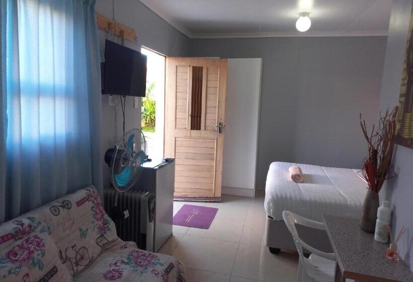 디럭스 룸, Zufike Self Catering