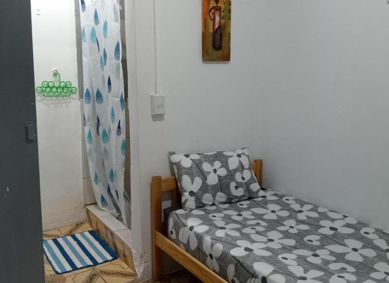 이코노미 룸, Zufike Self Catering