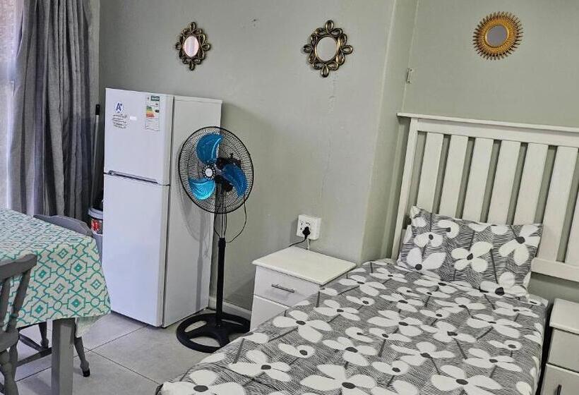 디럭스 패밀리 룸, Zufike Self Catering