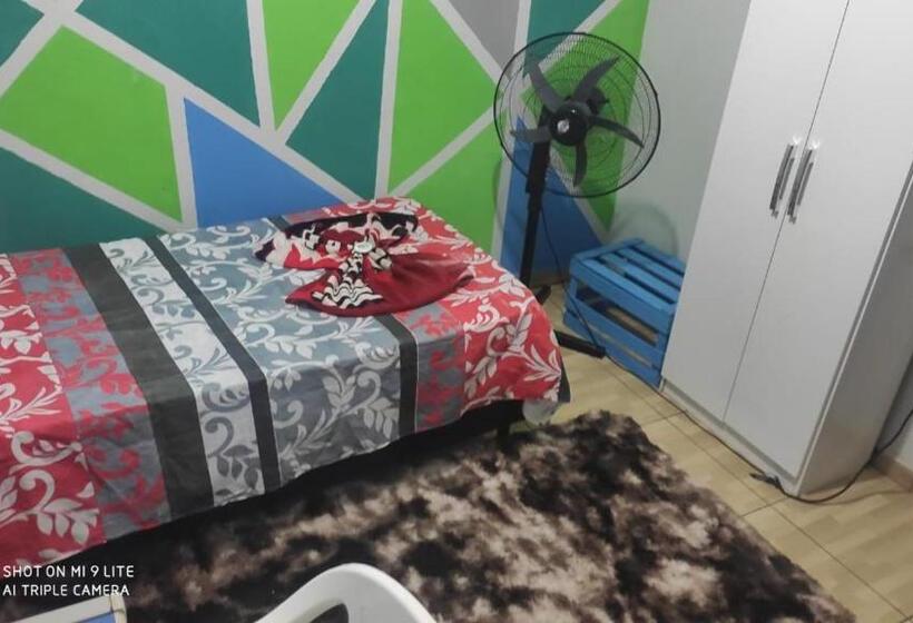 اتاق اکونومی یک تخته, Urban Hostel