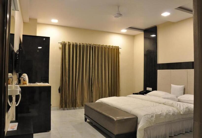 豪华房间, Celebration