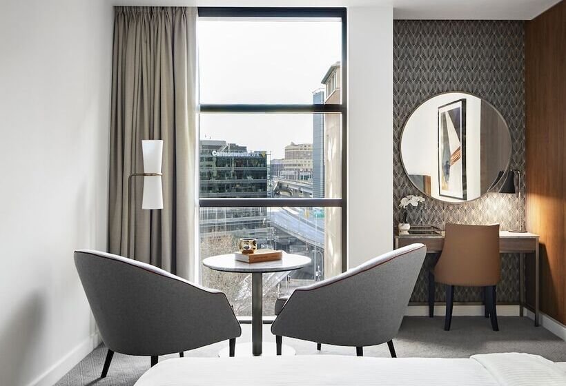 غرفة بريميوم مطلة على المدينة, Crowne Plaza Sydney Darling Harbour, An Ihg