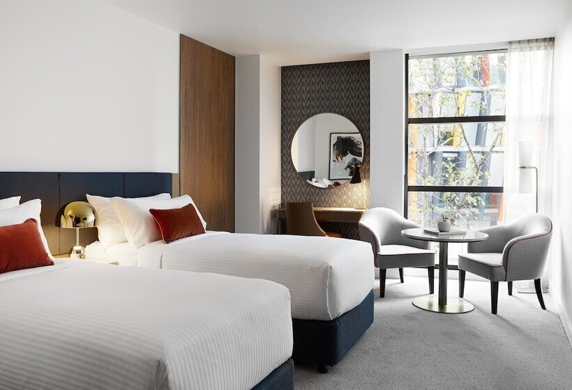 غرفة بريميوم مطلة على المدينة, Crowne Plaza Sydney Darling Harbour, An Ihg