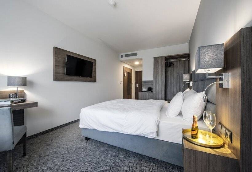 اتاق استاندارد یک نفره, Db Hotel Wrocław