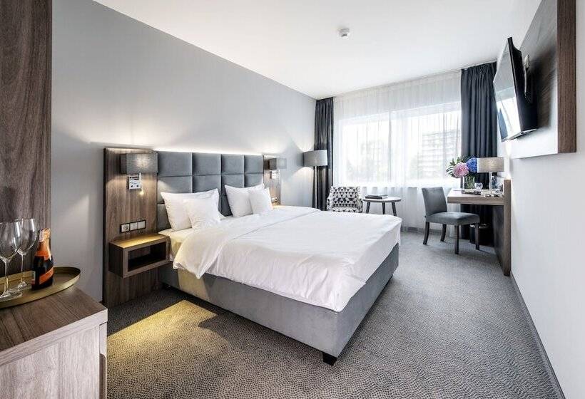 Standardeinzelzimmer, Db Hotel Wrocław