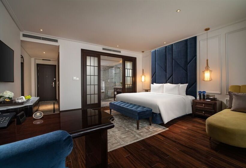 سوئیت با بالکن, Soleil Boutique Hotel Hanoi