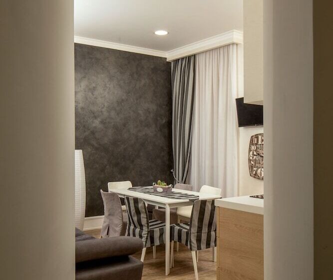 اتاق سوپریور, I Fiumi Di Navona