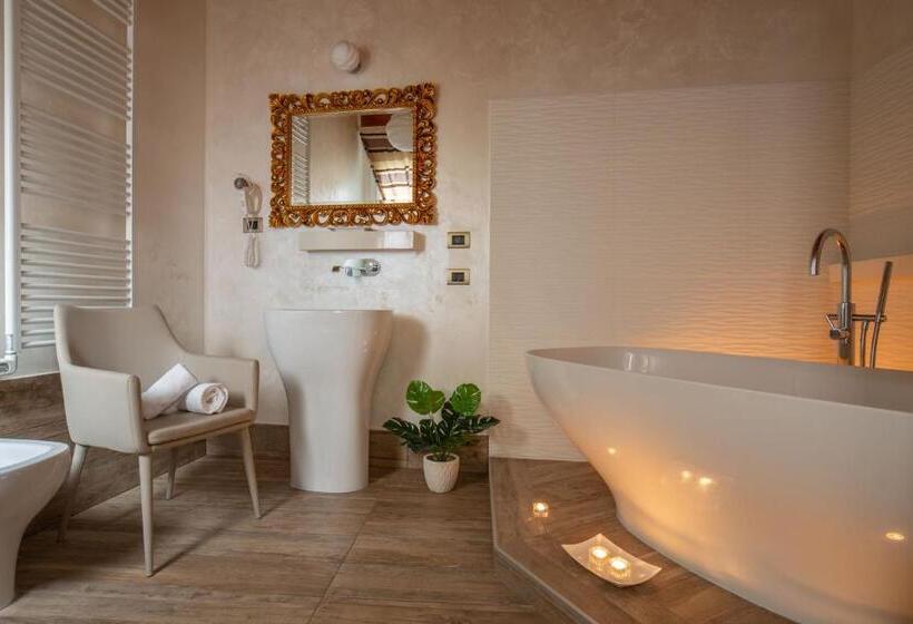 اتاق سوپریور, I Fiumi Di Navona