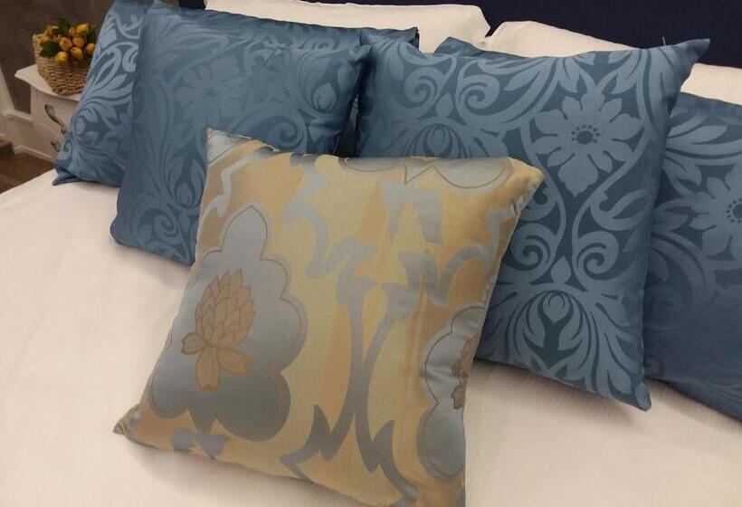 اتاق استاندارد, I Fiumi Di Navona