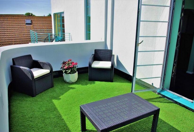 غرفة ديلوكس مزودة بشرفة, Twentieth Century B&b