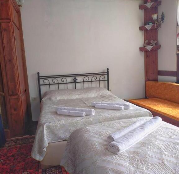 غرفة قياسية ثلاثية مطلة علي الحديقة, Asya Konak