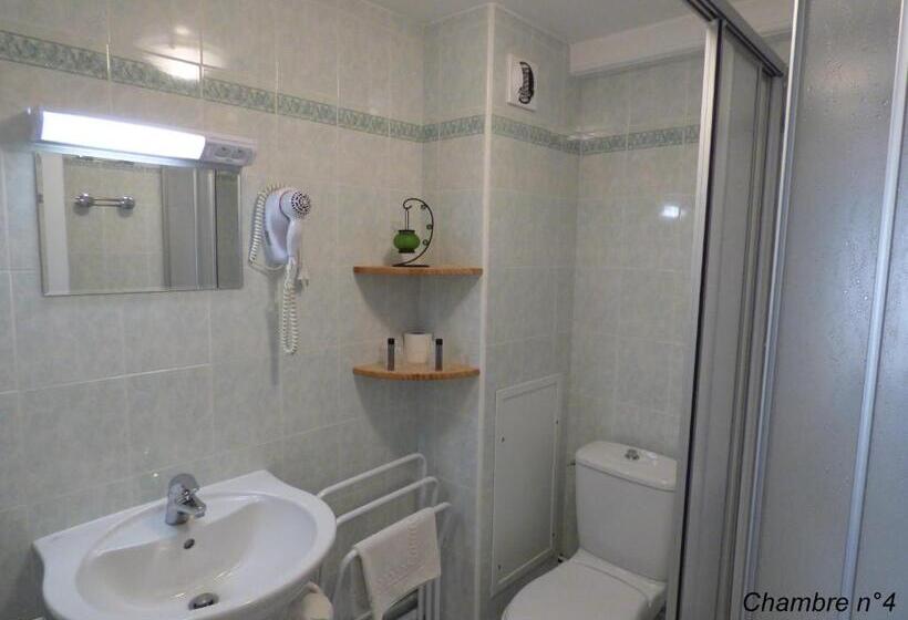 Номер Стандарт, Auberge Des Petits