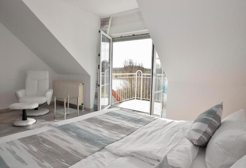 חדר סטנדרט נוף לאגם, Lakeside Resort Michaela